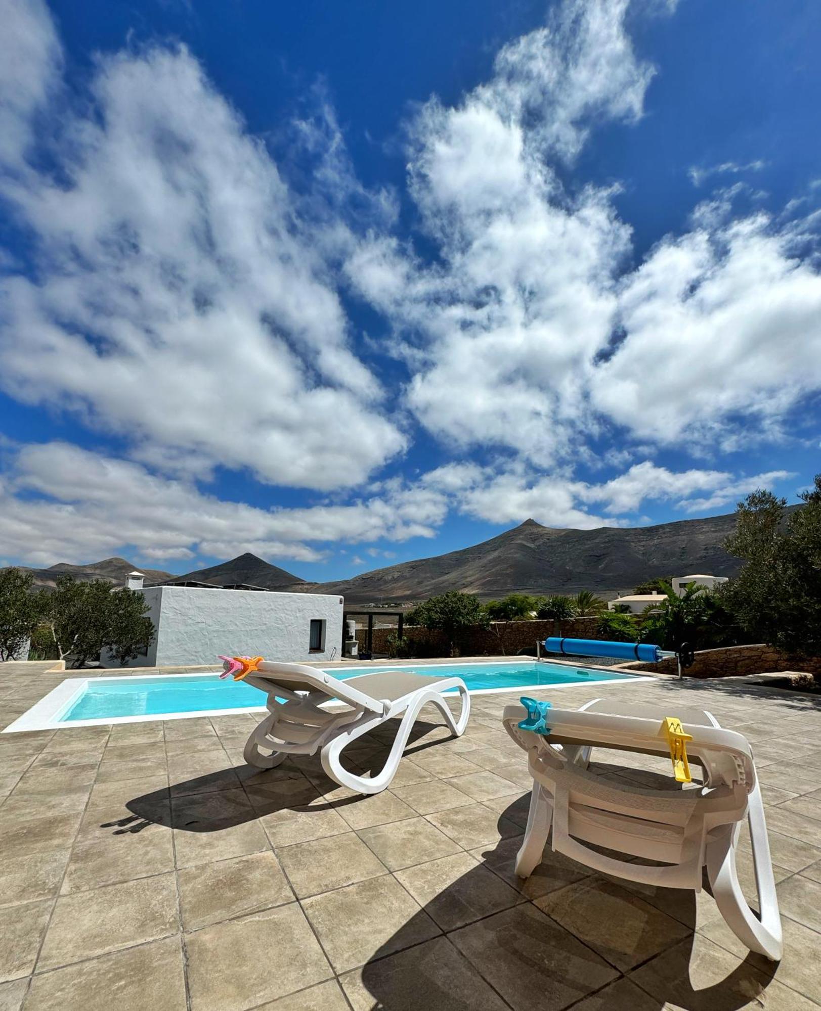 הוילה טינדאיה Casa Marisa With Heated Pool & Garden מראה חיצוני תמונה